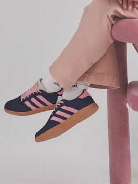 Adidas Breaknet Sleek Navy & Pink Sneakers
